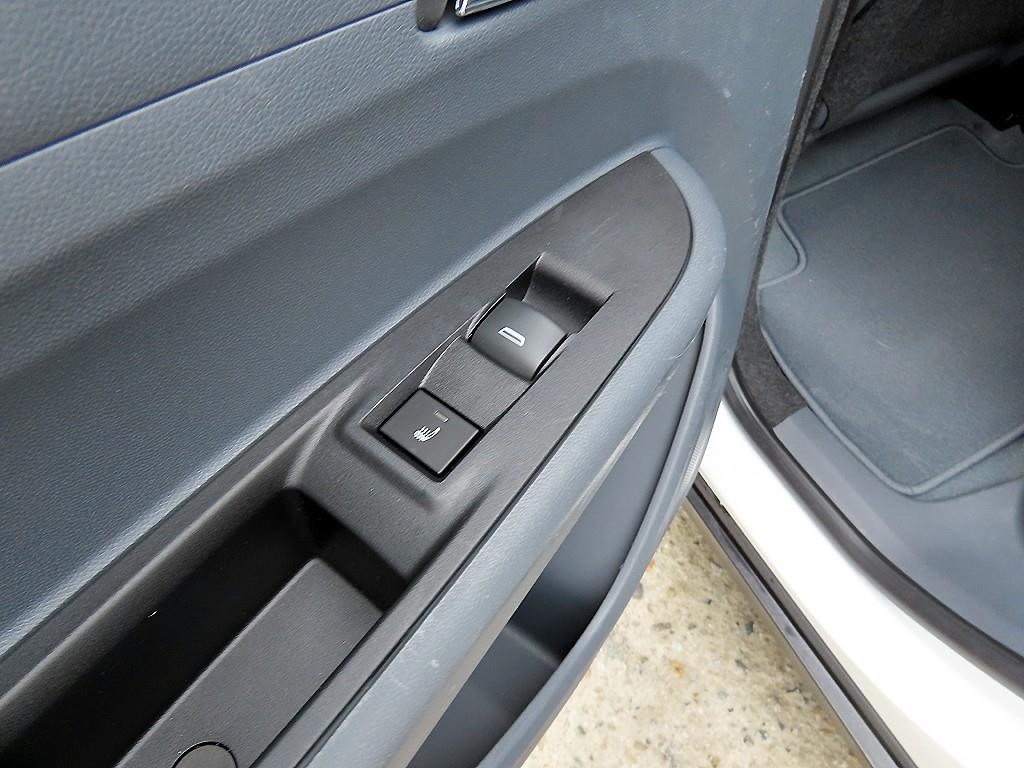 쉐보레 볼트 볼트EV EV 프리미어 이미지 16