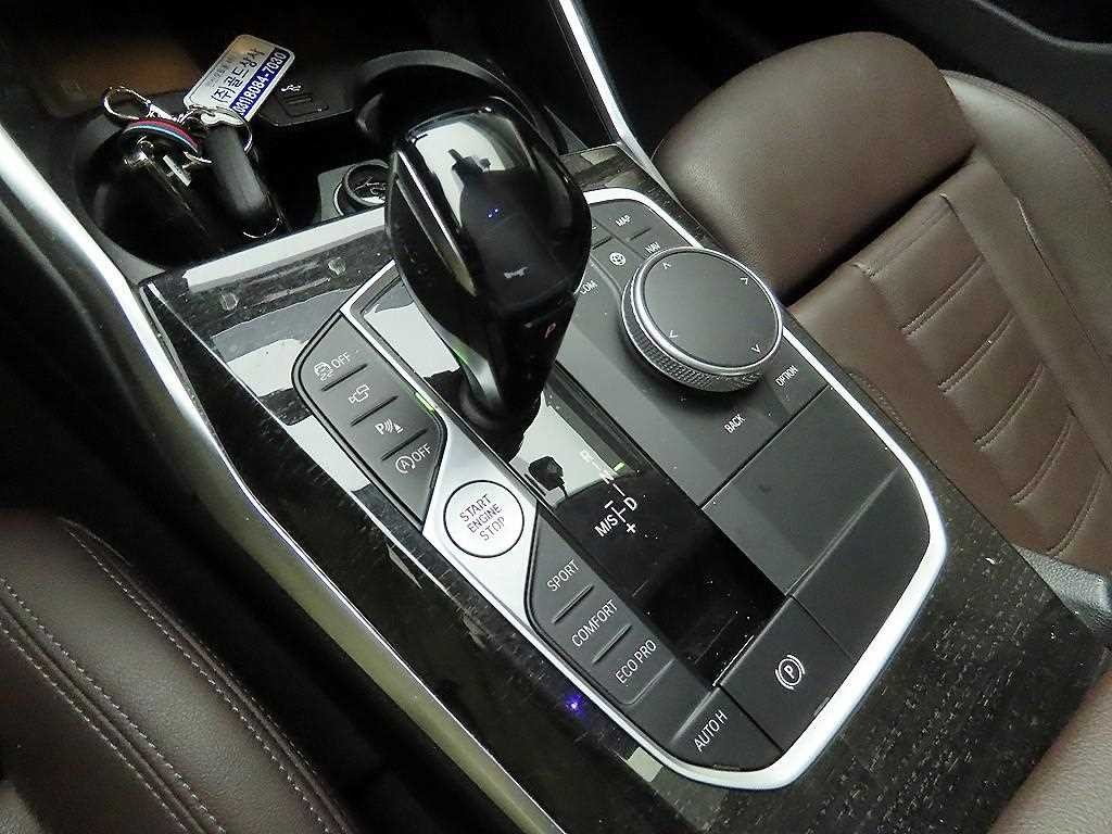 BMW 3시리즈 3시리즈 (G20) 320d 럭셔리 이미지 10