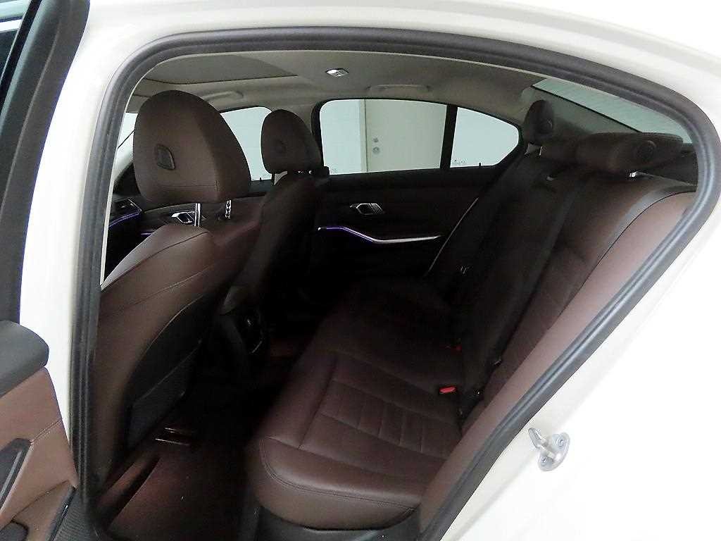 BMW 3시리즈 3시리즈 (G20) 320d 럭셔리 이미지 13
