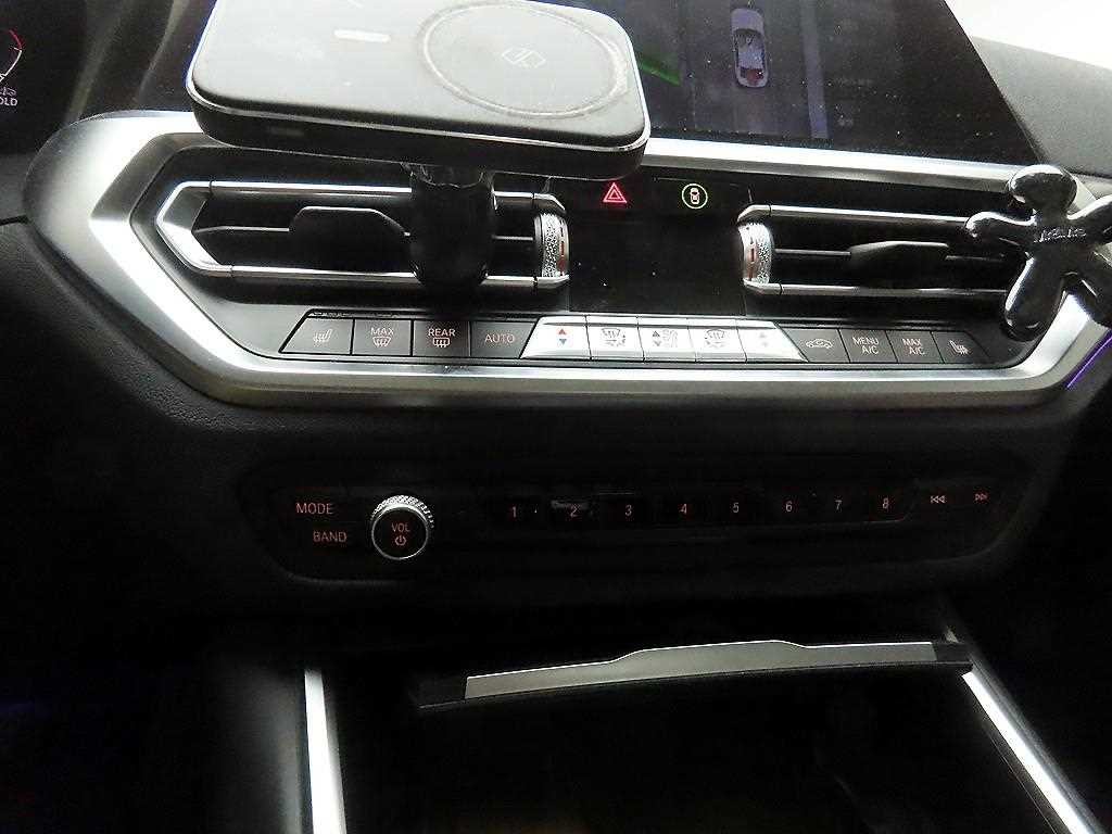 BMW 3시리즈 3시리즈 (G20) 320d 럭셔리 이미지 15