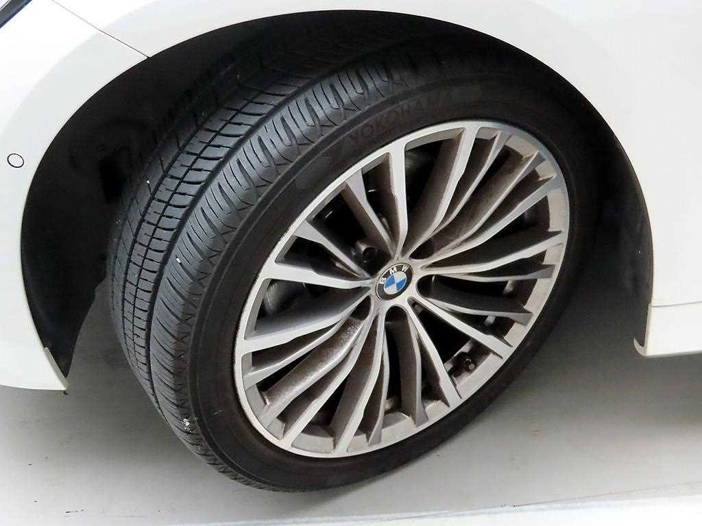 BMW 3시리즈 3시리즈 (G20) 320d 럭셔리 이미지 19