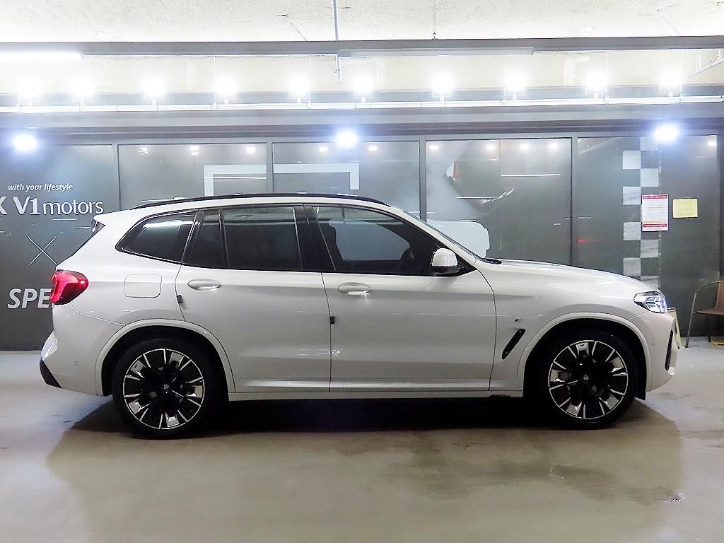 BMW iX3 iX3 (G08) M 스포츠 이미지 3