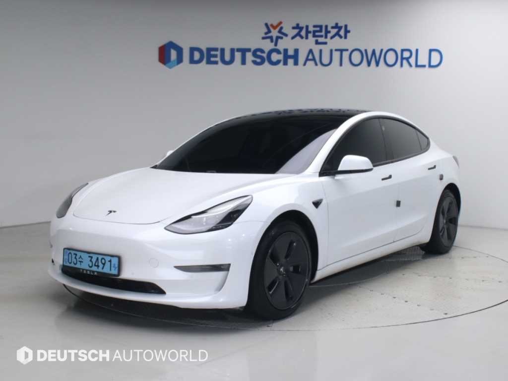 테슬라 모델 3 롱 레인지 이미지 1