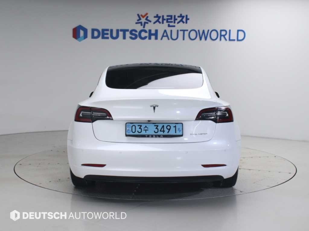 테슬라 모델 3 롱 레인지 이미지 4