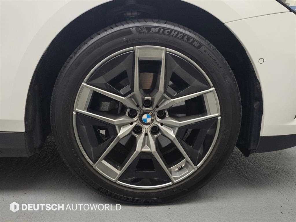 BMW 5시리즈 5시리즈 (G60) 520i 기본형 이미지 5