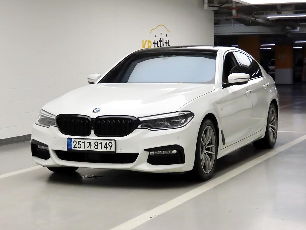 BMW 5시리즈 5시리즈 (G30) 520d xDrive M 스포츠 플러스 이미지 1