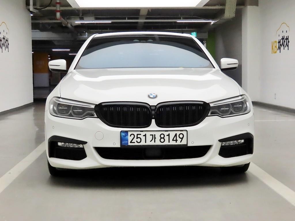 BMW 5시리즈 5시리즈 (G30) 520d xDrive M 스포츠 플러스 이미지 2