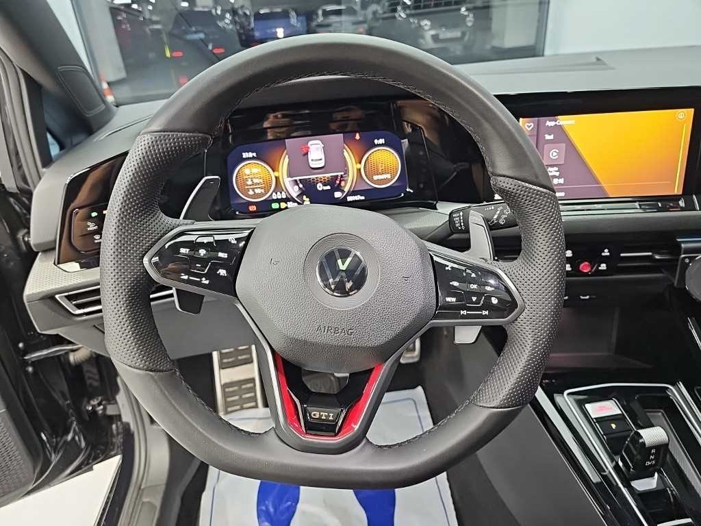 폭스바겐 골프 골프 8세대 2.0 GTI 이미지 9