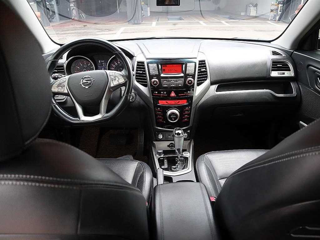 KG모빌리티(쌍용) 티볼리 가솔린 2WD 1.6 VX 이미지 5