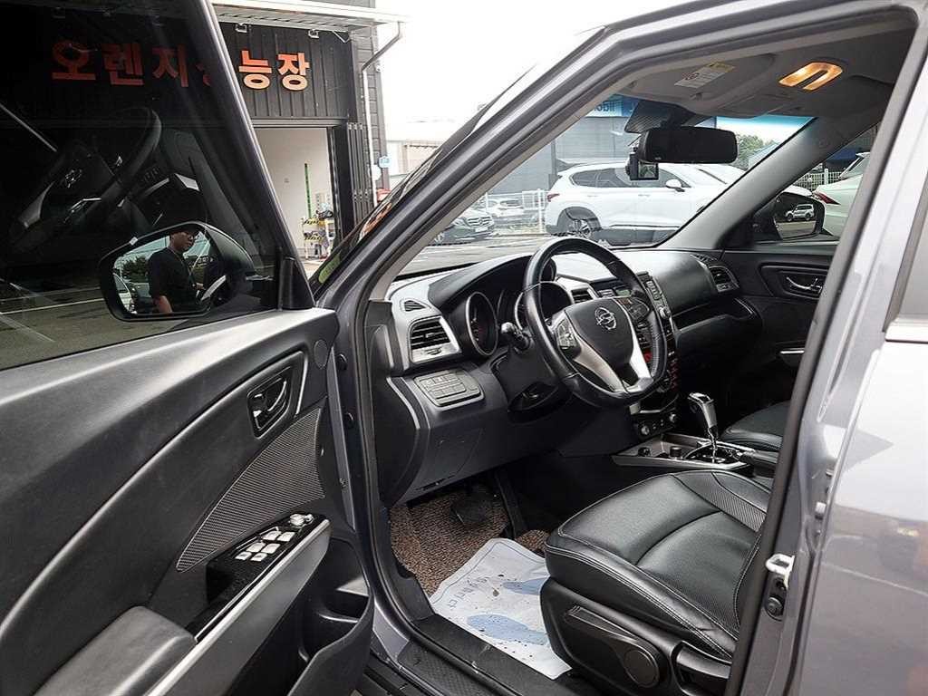 KG모빌리티(쌍용) 티볼리 가솔린 2WD 1.6 VX 이미지 6