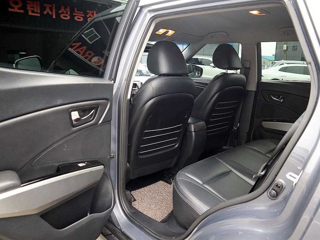 KG모빌리티(쌍용) 티볼리 가솔린 2WD 1.6 VX 이미지 7