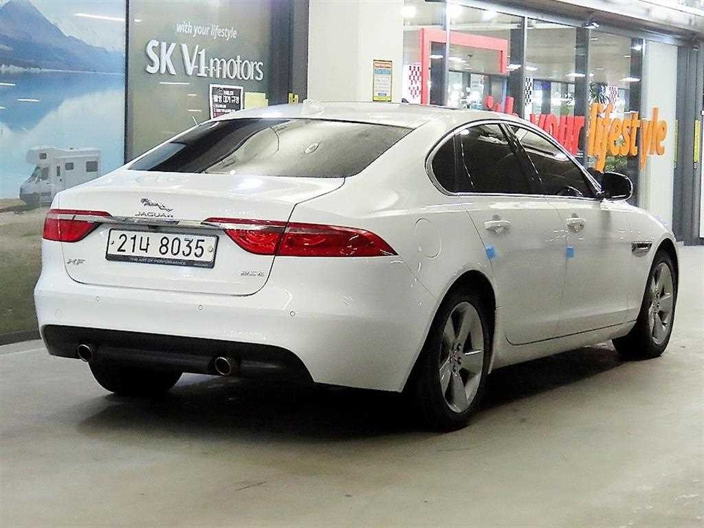 재규어 XF XF(X260) 2.5T 프레스티지 이미지 4