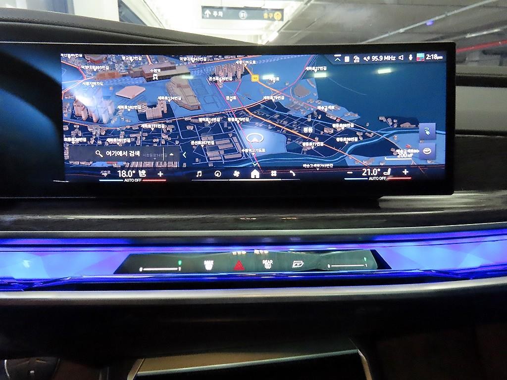 BMW i7 BMW i7 eDrive 50 M 스포츠 리미티드 이미지 11