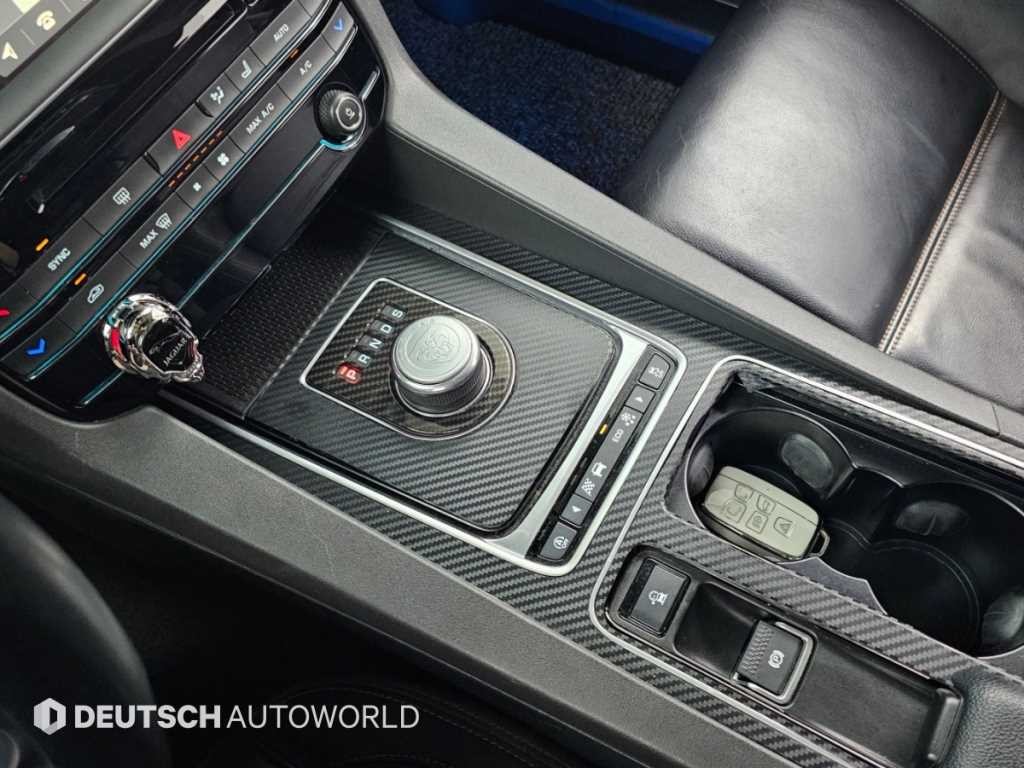 재규어 F-PACE 20d 프레스티지 이미지 9