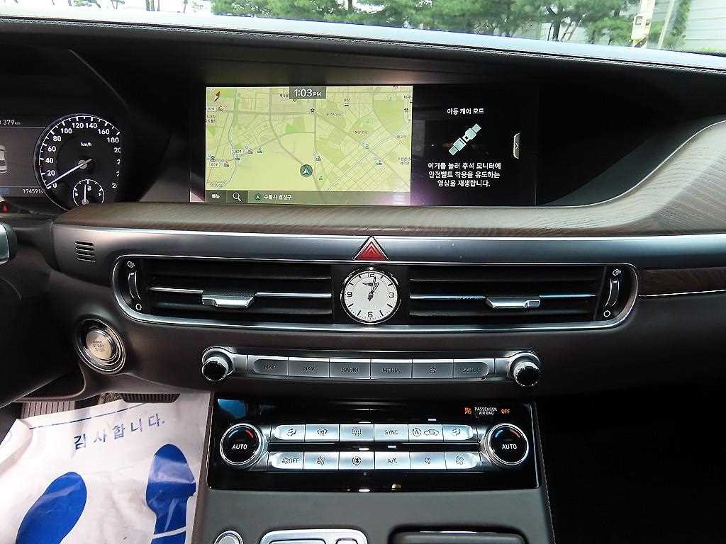 제네시스 G90 5.0 GDI AWD 프레스티지 이미지 14
