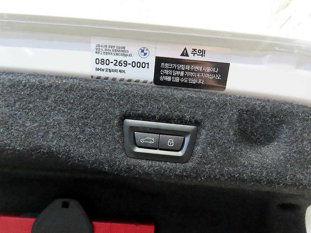 BMW 5시리즈 5시리즈 (G60) 530e M 스포츠 이미지 17