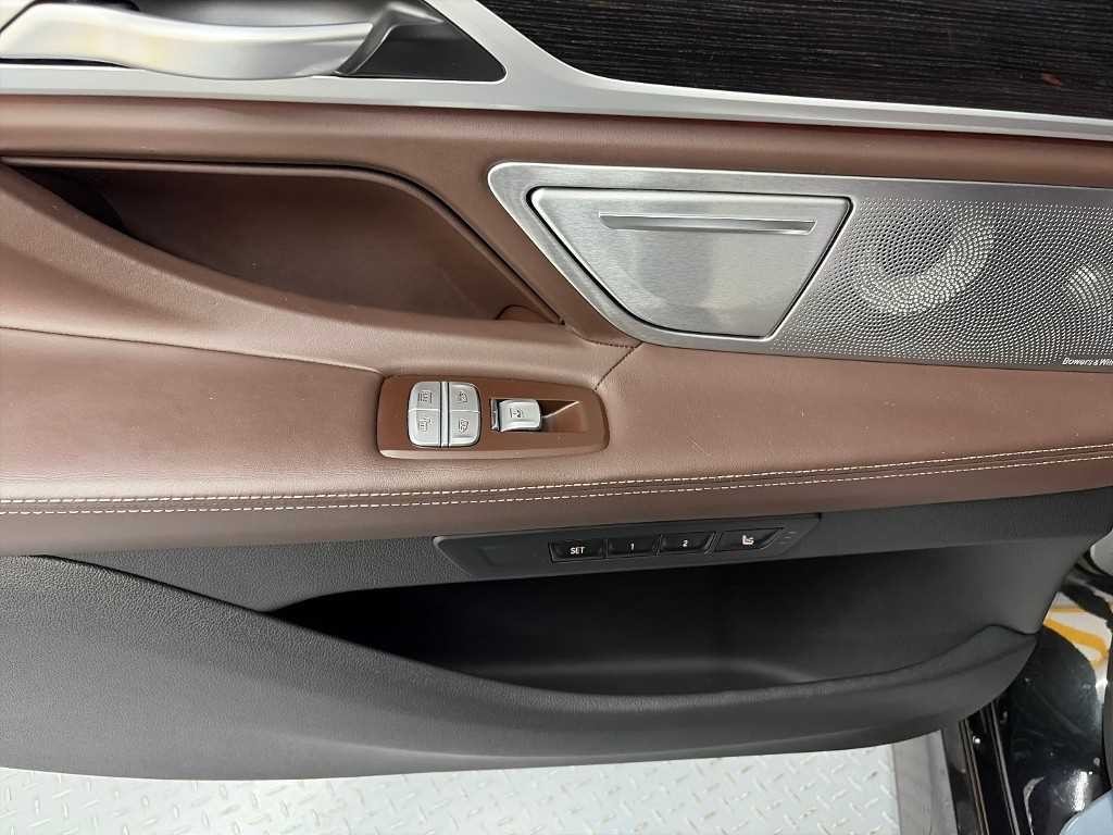 BMW 7시리즈 7시리즈 (G11) M760Li xDrive 이미지 13