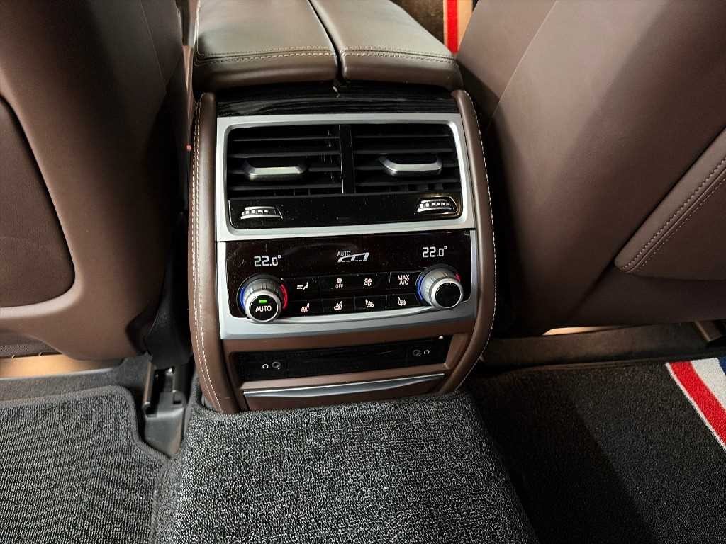 BMW 7시리즈 7시리즈 (G11) M760Li xDrive 이미지 14