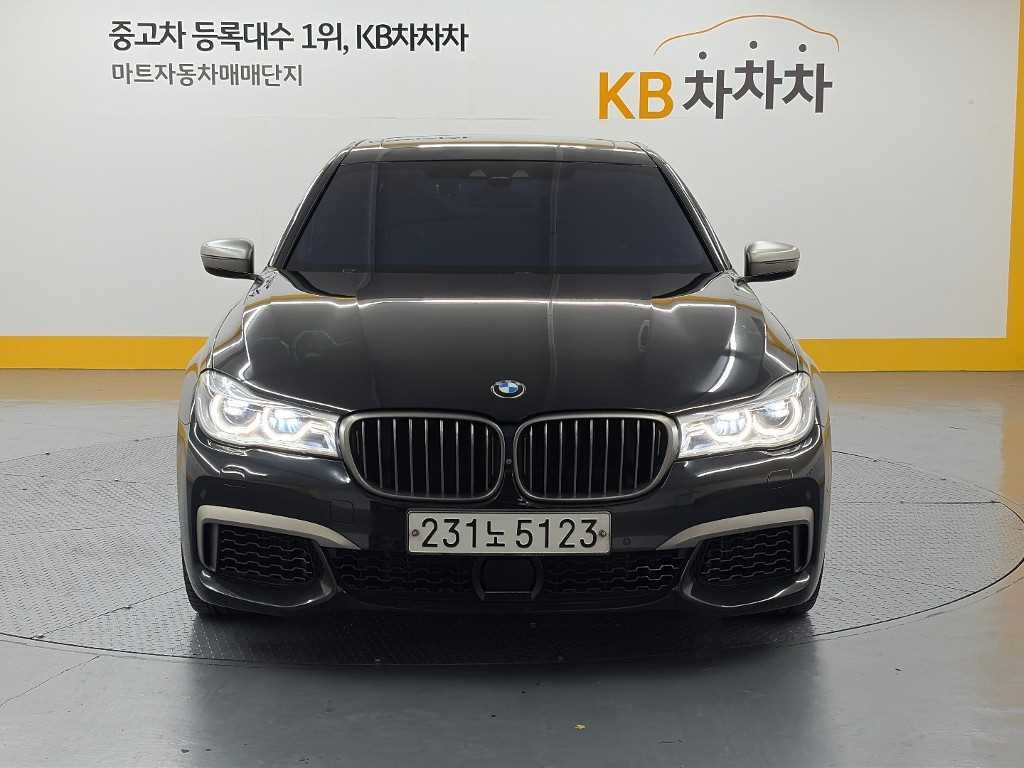 BMW 7시리즈 7시리즈 (G11) M760Li xDrive 이미지 2