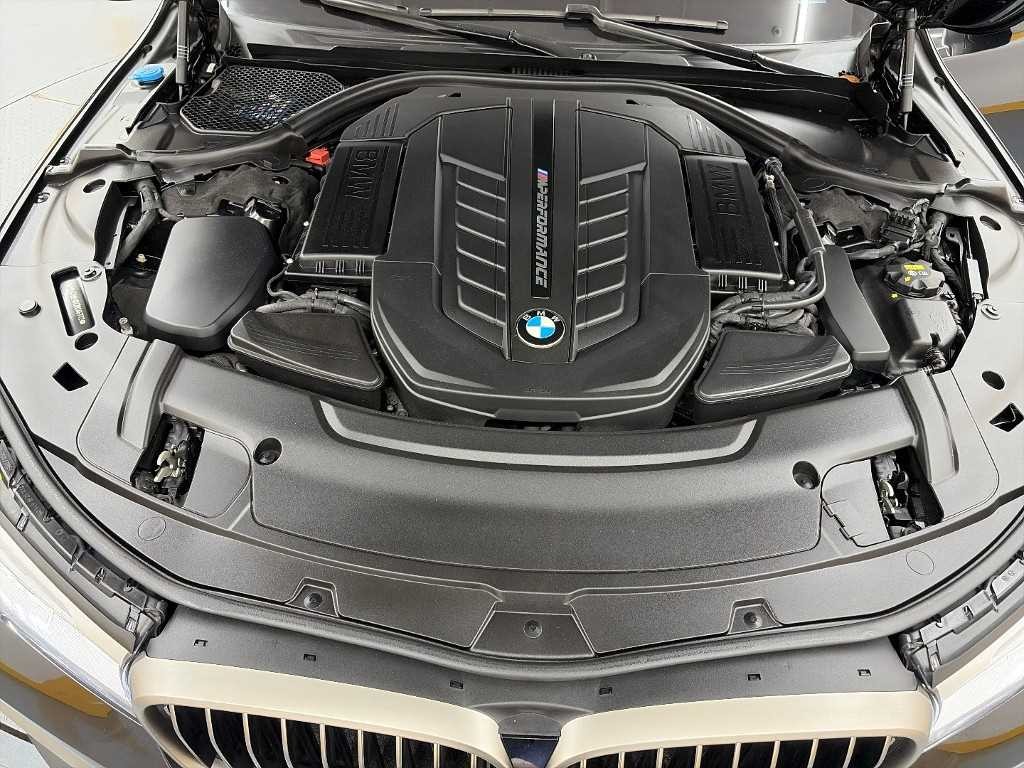 BMW 7시리즈 7시리즈 (G11) M760Li xDrive 이미지 5