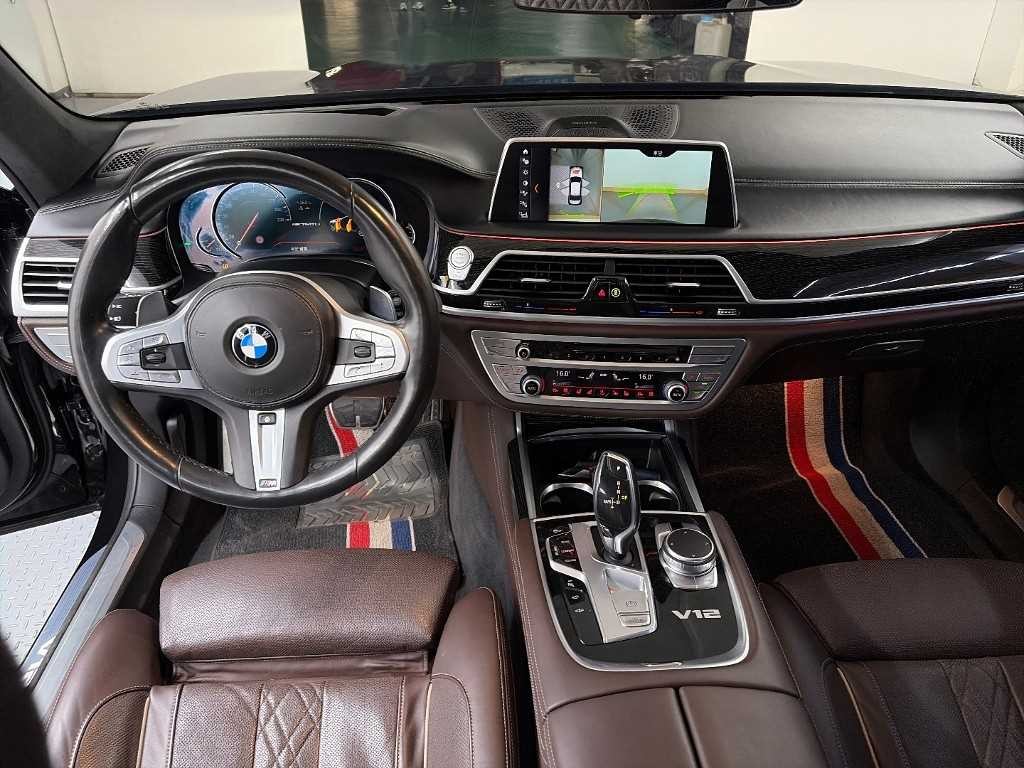 BMW 7시리즈 7시리즈 (G11) M760Li xDrive 이미지 7