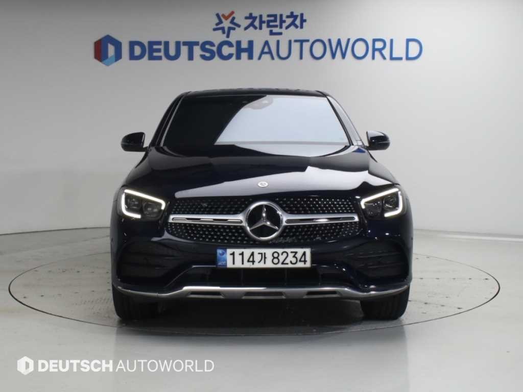 벤츠 GLC 클래스 GLC클래스 X253 GLC 300 4MATIC 프리미엄 쿠페 이미지 3