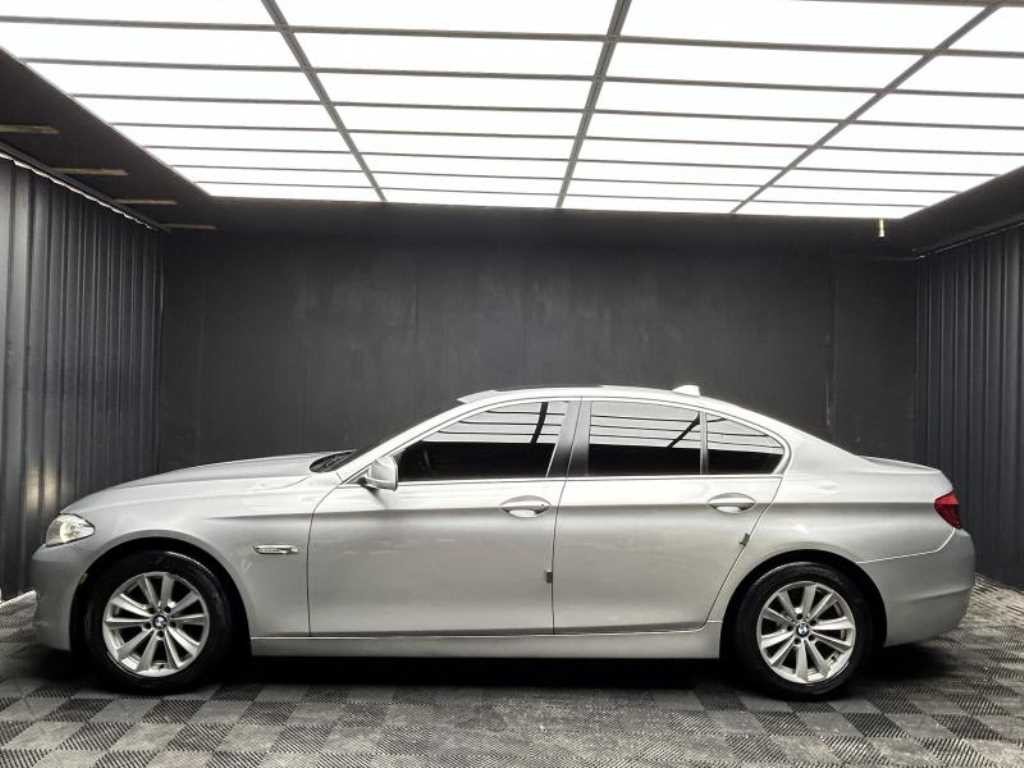 BMW 5시리즈 5시리즈 (F10) 520d 이미지 2