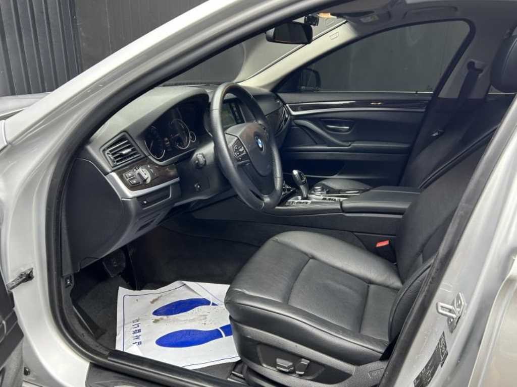 BMW 5시리즈 5시리즈 (F10) 520d 이미지 6