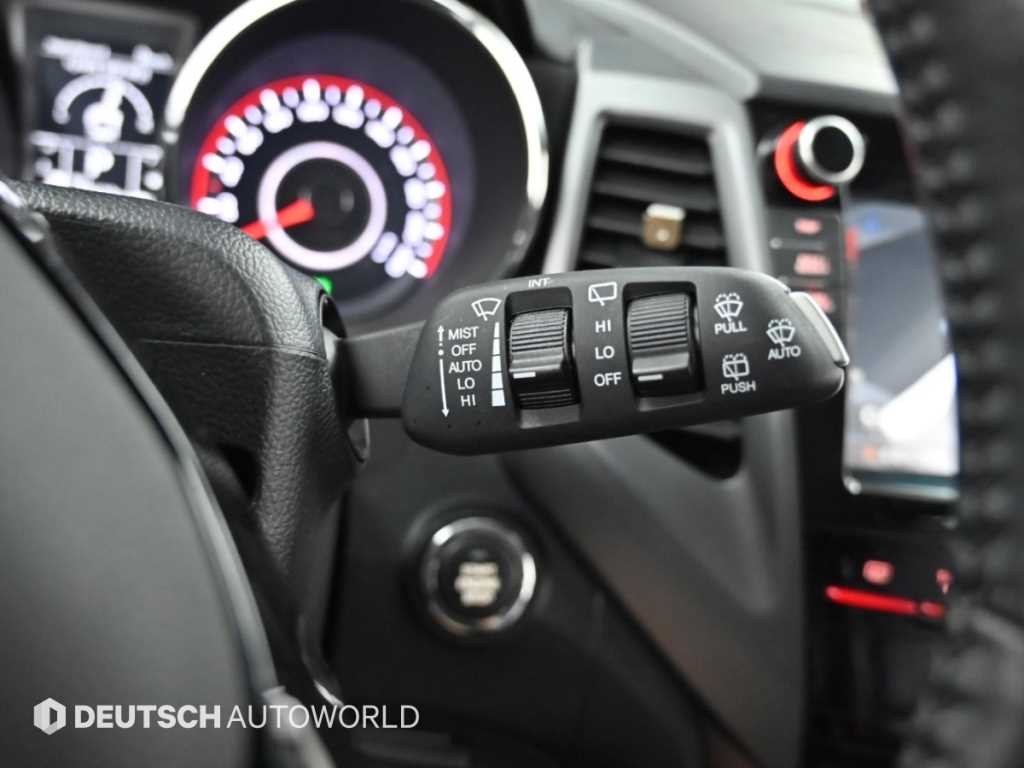 KG모빌리티(쌍용) 티볼리 디젤 2WD 1.6 LX 이미지 17