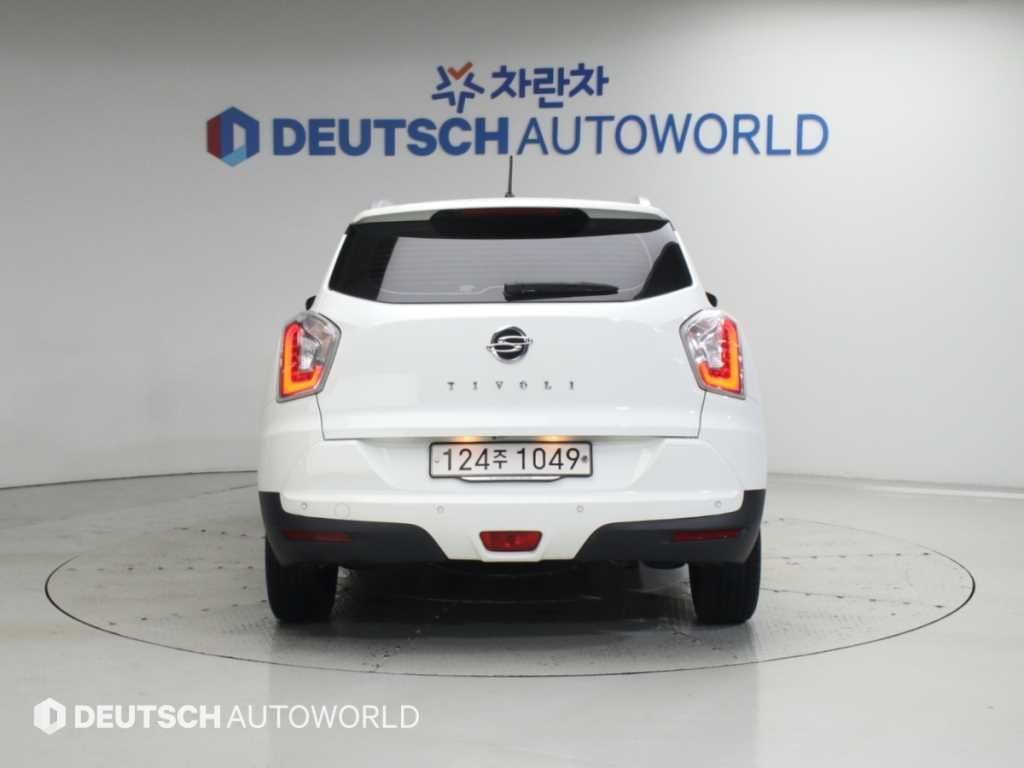 KG모빌리티(쌍용) 티볼리 디젤 2WD 1.6 LX 이미지 4