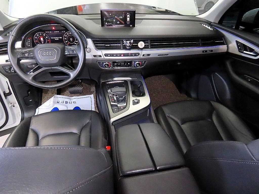아우디 Q7 Q7 (4M) 45 TFSI 콰트로 이미지 10