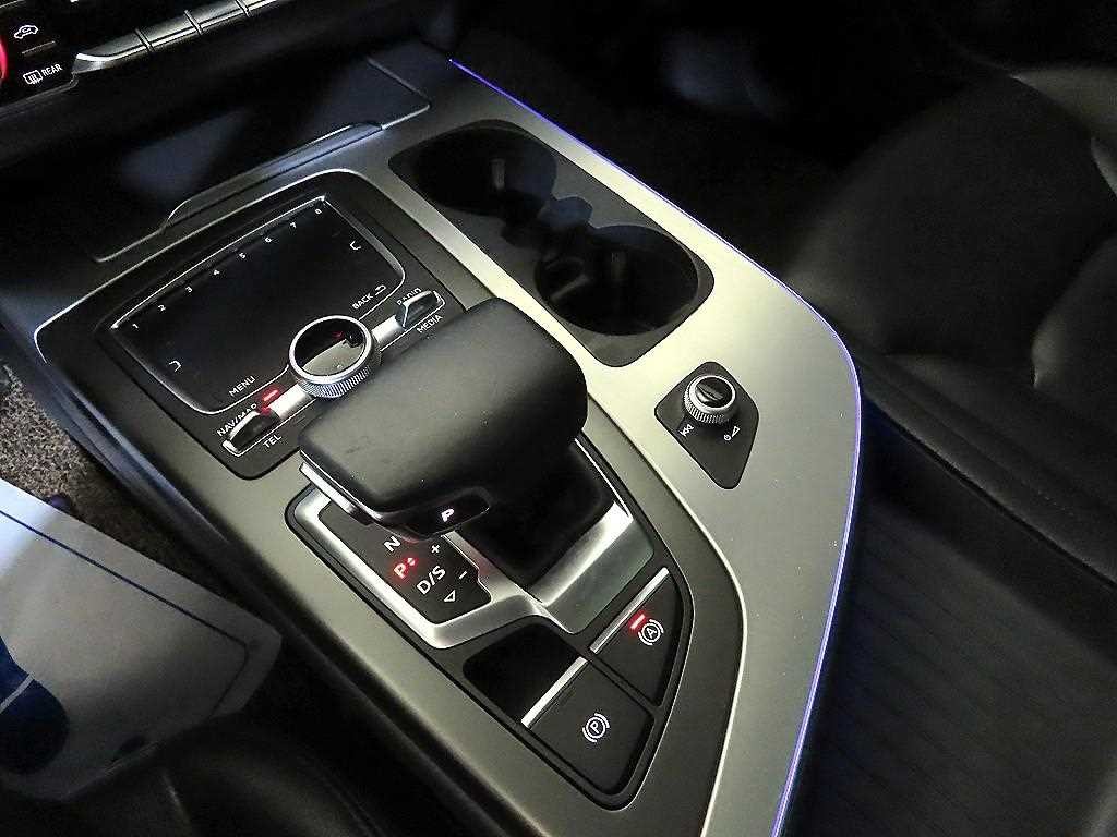 아우디 Q7 Q7 (4M) 45 TFSI 콰트로 이미지 12