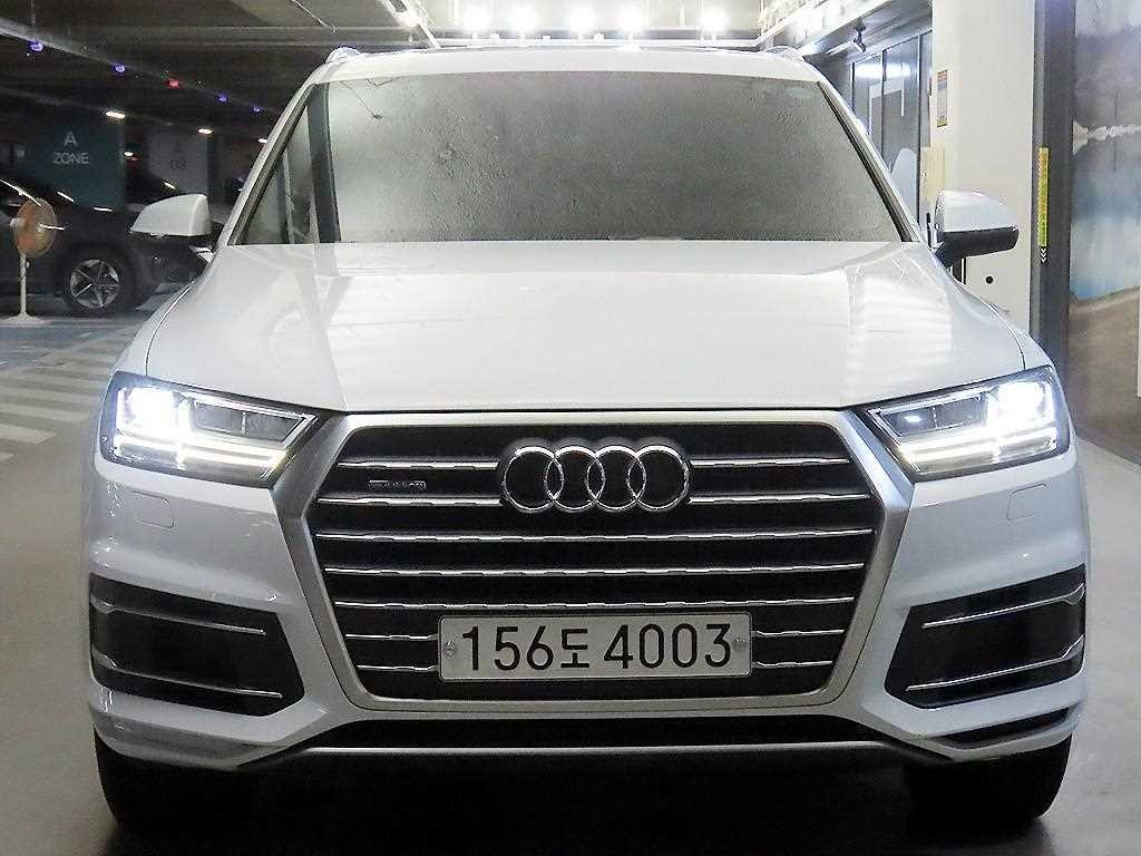 아우디 Q7 Q7 (4M) 45 TFSI 콰트로 이미지 2