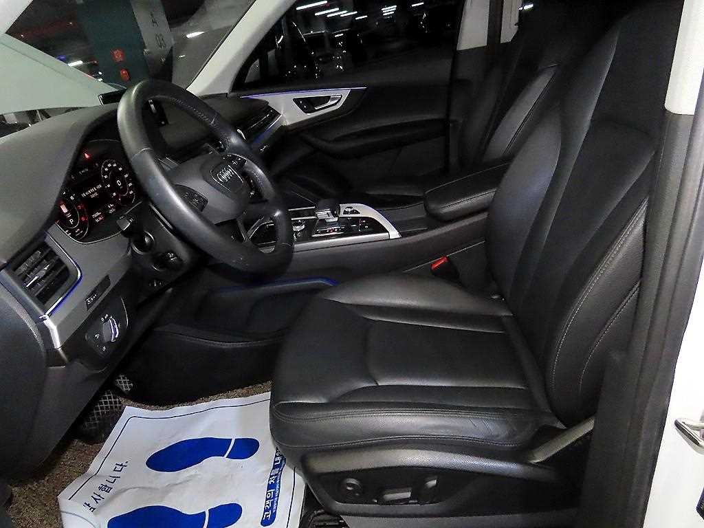 아우디 Q7 Q7 (4M) 45 TFSI 콰트로 이미지 6