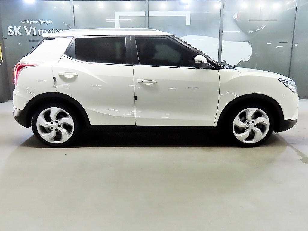 KG모빌리티(쌍용) 티볼리 가솔린 2WD 1.6 LX 고급형 이미지 3