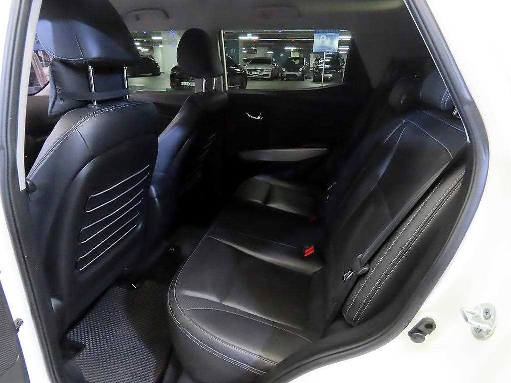 KG모빌리티(쌍용) 티볼리 가솔린 2WD 1.6 LX 고급형 이미지 7