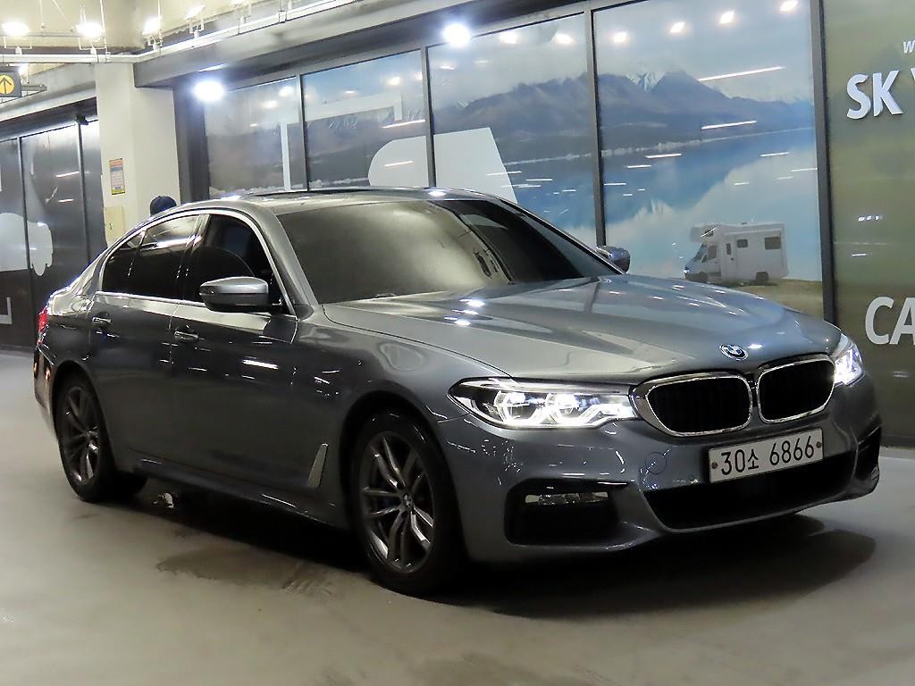 BMW 5시리즈 5시리즈 (G30) 530i xDrive M 스포츠 플러스 이미지 1