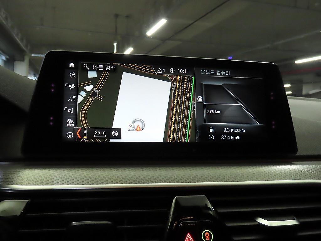 BMW 5시리즈 5시리즈 (G30) 530i xDrive M 스포츠 플러스 이미지 13