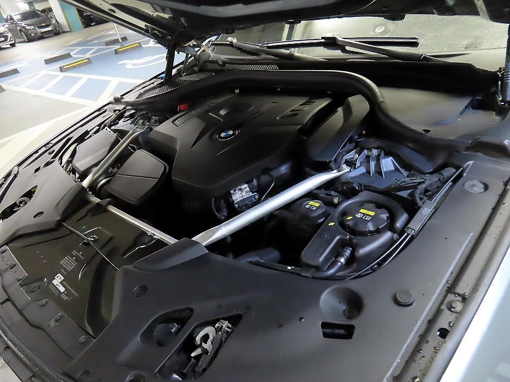 BMW 5시리즈 5시리즈 (G30) 530i xDrive M 스포츠 플러스 이미지 19