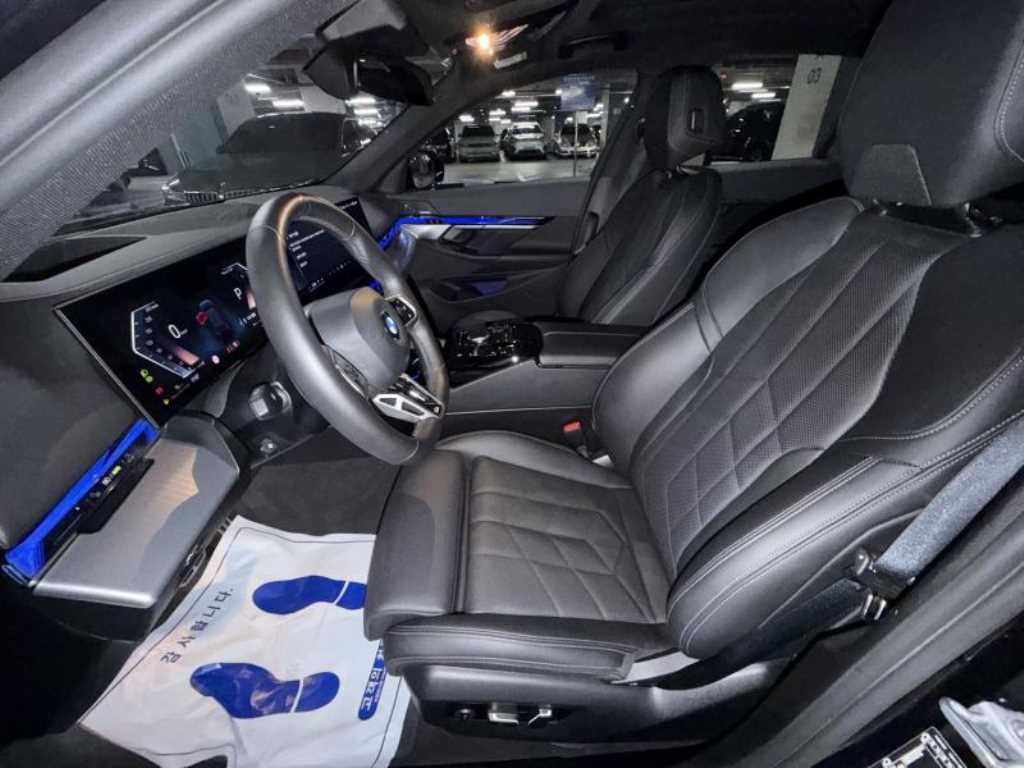 BMW 5시리즈 5시리즈 (G60) 520i M 스포츠 이미지 7