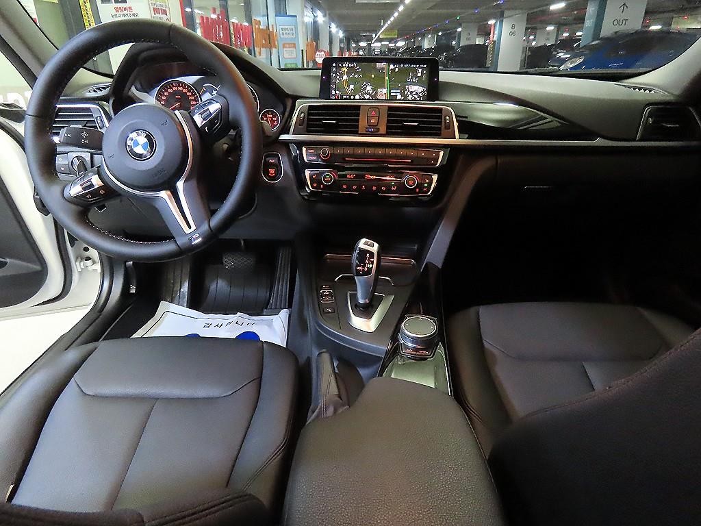 BMW 3시리즈 3시리즈 (F30) 320d 이미지 10