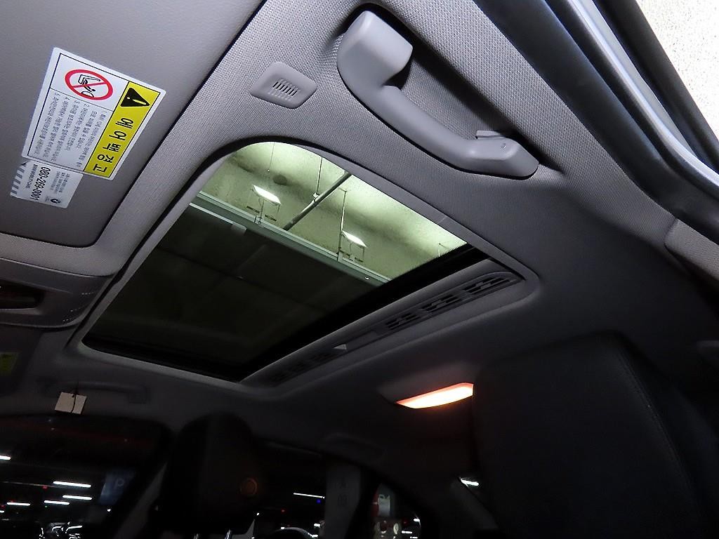 BMW 3시리즈 3시리즈 (F30) 320d 이미지 18