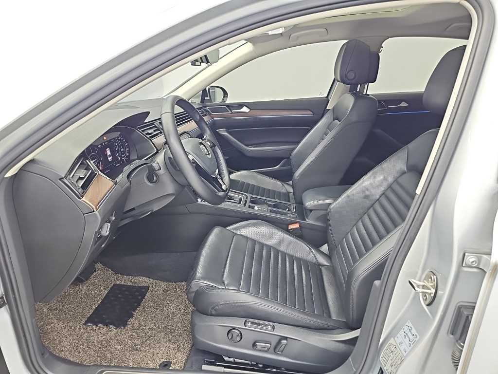 폭스바겐 파사트 파사트GT(B8) 2.0 TDI 프레스티지 이미지 11