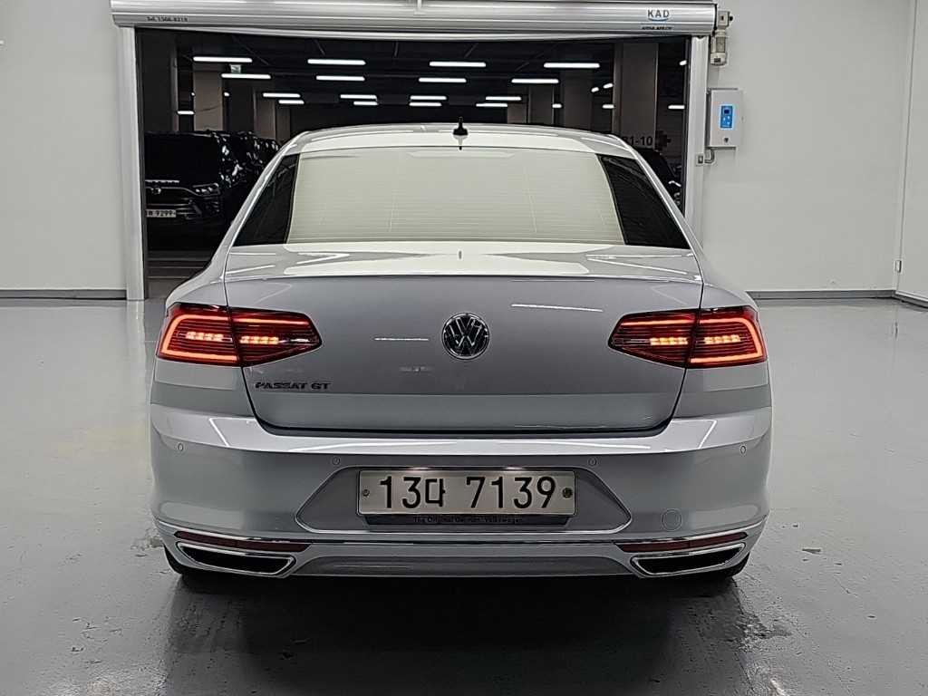 폭스바겐 파사트 파사트GT(B8) 2.0 TDI 프레스티지 이미지 3
