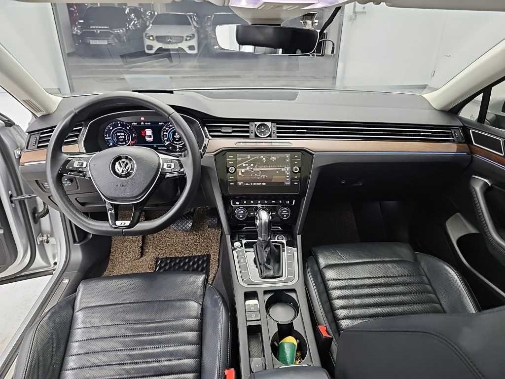 폭스바겐 파사트 파사트GT(B8) 2.0 TDI 프레스티지 이미지 7