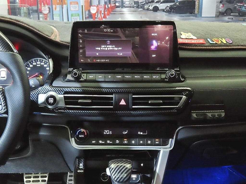 기아 셀토스 가솔린 1.6 터보 4WD 노블레스 이미지 11