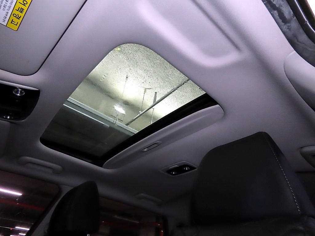 기아 셀토스 가솔린 1.6 터보 4WD 노블레스 이미지 15