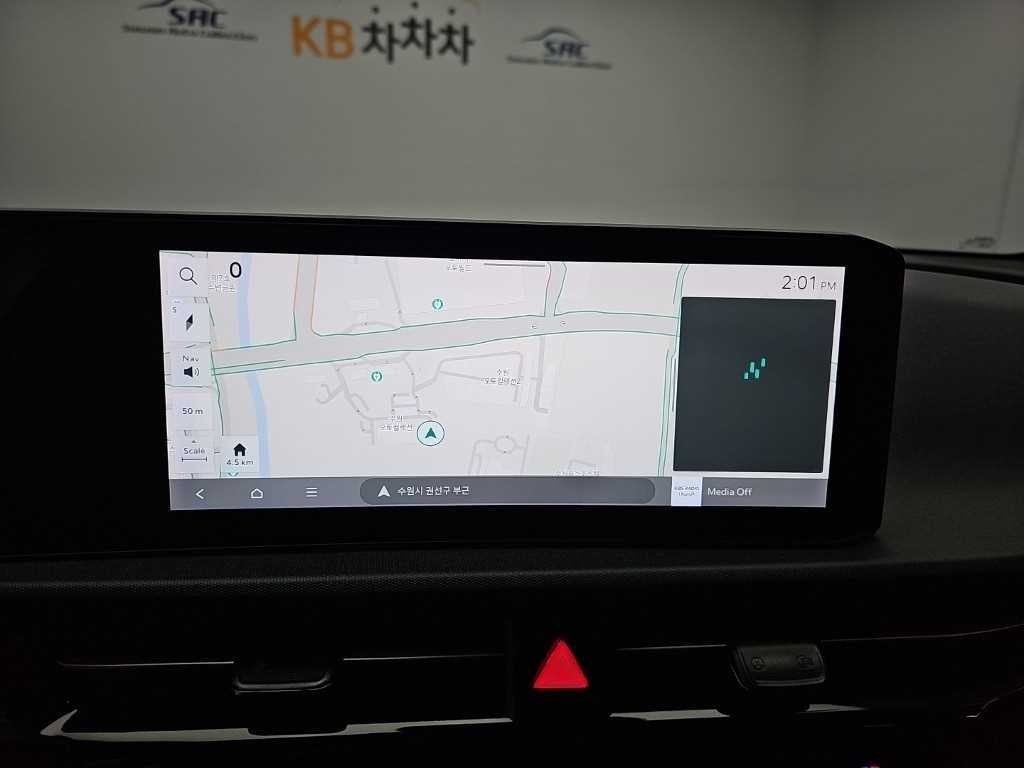 기아 EV6 더 뉴 EV6 롱레인지 2WD 에어 이미지 11