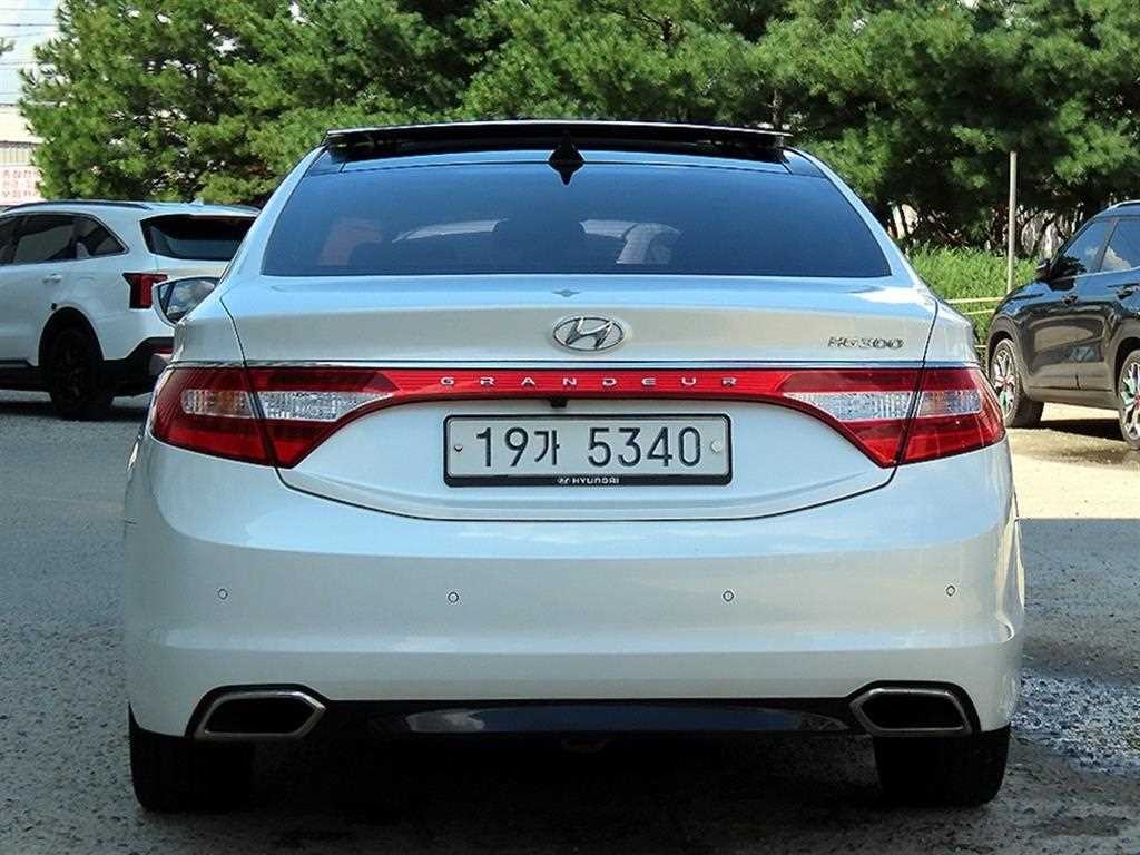 현대 그랜저 그랜저 HG HG300 PREMIUM 이미지 4