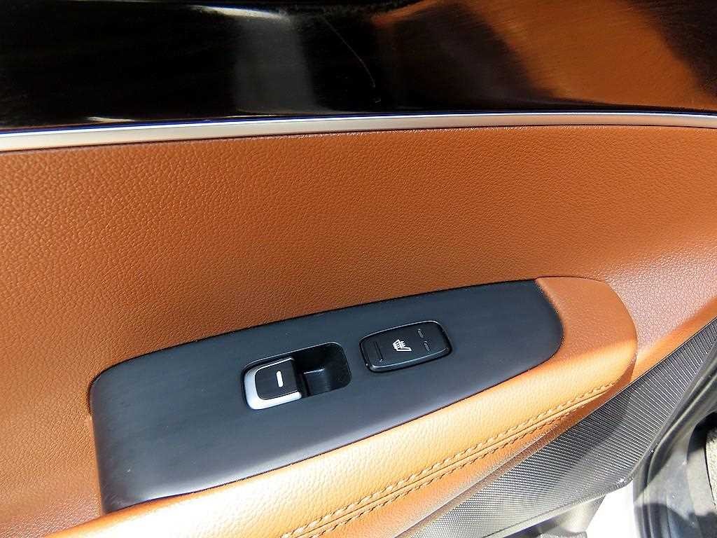 기아 쏘렌토 더 뉴 쏘렌토 디젤 2.0 4WD 노블레스 스페셜 이미지 16